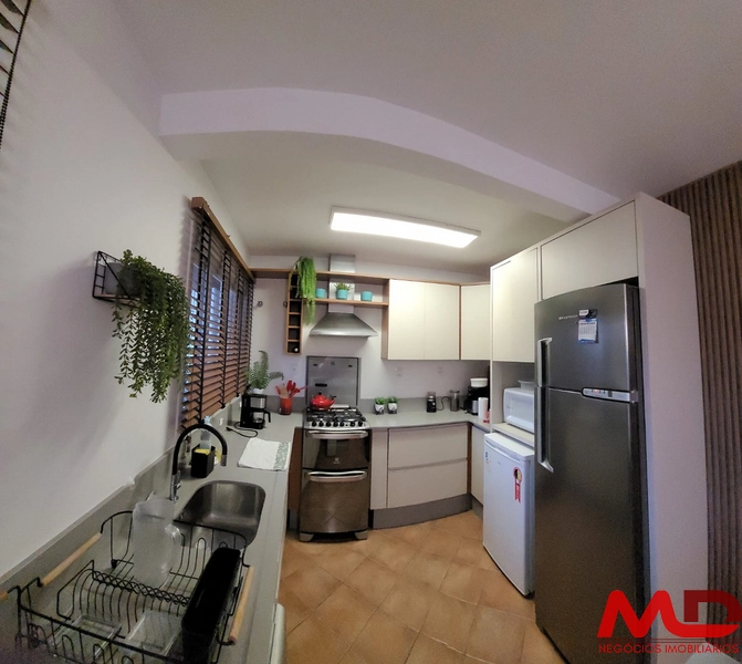 VENDO CASA EM BALNEÁRIO CAMBORIÚ, ACEITO PARTE EM IMOVEIS EM CANELA OU GRAMADO ATE 60%: 32ª foto da galeria de imagens do imóvel