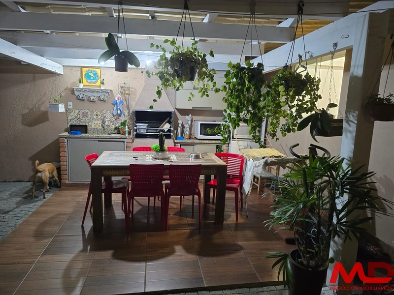 VENDO CASA EM BALNEÁRIO CAMBORIÚ, ACEITO PARTE EM IMOVEIS EM CANELA OU GRAMADO ATE 60%: 37ª foto da galeria de imagens do imóvel