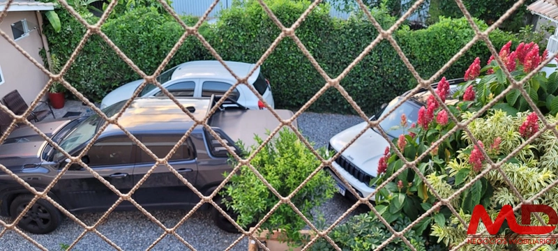 VENDO CASA EM BALNEÁRIO CAMBORIÚ, ACEITO PARTE EM IMOVEIS EM CANELA OU GRAMADO ATE 60%: 11ª foto da galeria de imagens do imóvel