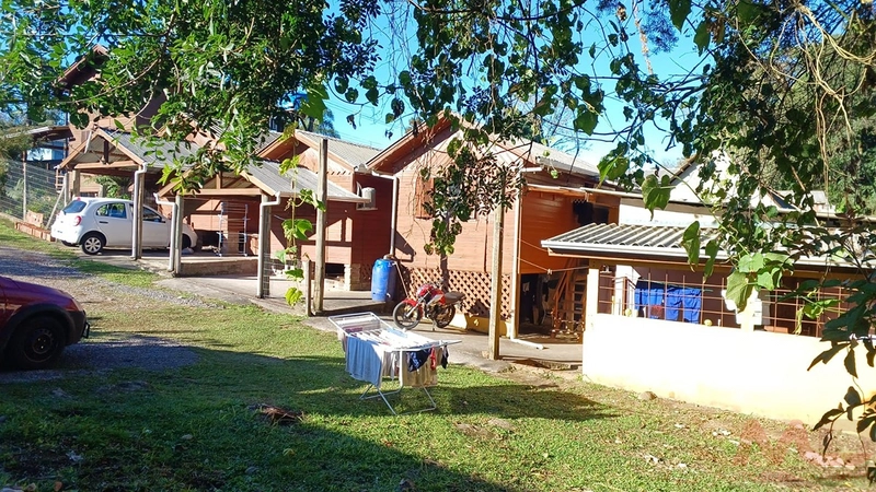 CASA A VENDA EM CANELA RS: 3ª foto da galeria de imagens do imóvel