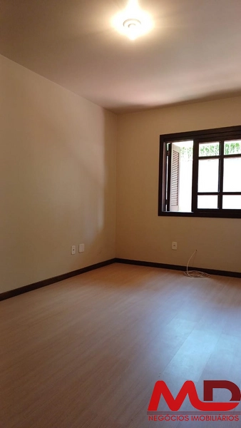 Apartamento de 2 dormitórios no centro de canela rs: 2ª foto da galeria de imagens do imóvel