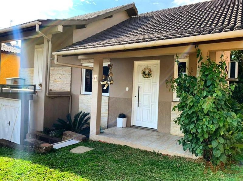 Casa a venda em Canela.: 2ª foto da galeria de imagens do imóvel