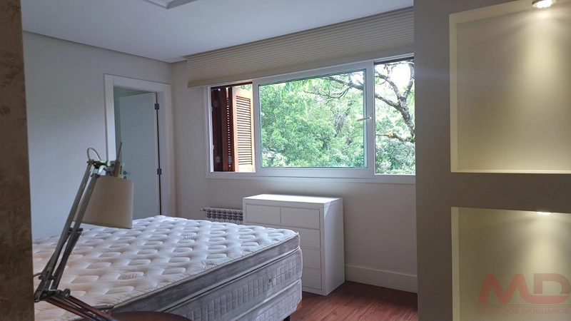 APARTAMENTO NO CENTRO DE GRAMADO RS 5 DORMITÓRIOS: 33ª foto da galeria de imagens do imóvel