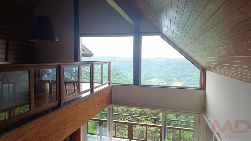 APARTAMENTO NO CENTRO DE GRAMADO RS 5 DORMITÓRIOS: 12ª foto da galeria de imagens do imóvel