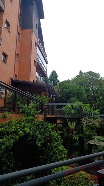 APARTAMENTO NO CENTRO DE GRAMADO RS 5 DORMITÓRIOS: 3ª foto da galeria de imagens do imóvel