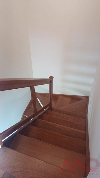 APARTAMENTO NO CENTRO DE GRAMADO RS 5 DORMITÓRIOS: 15ª foto da galeria de imagens do imóvel