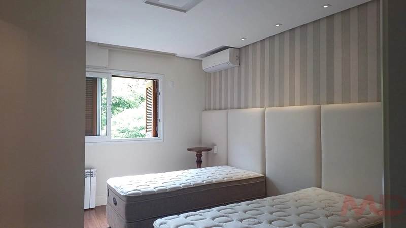 APARTAMENTO NO CENTRO DE GRAMADO RS 5 DORMITÓRIOS: 42ª foto da galeria de imagens do imóvel