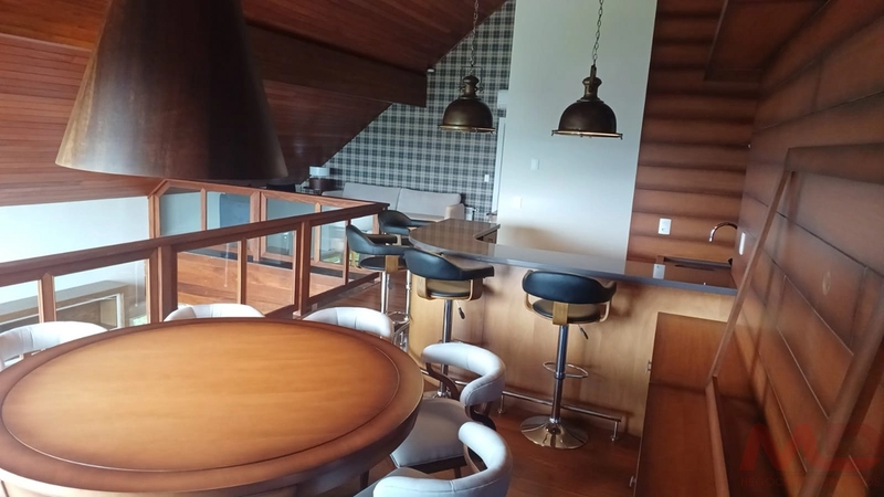 APARTAMENTO NO CENTRO DE GRAMADO RS 5 DORMITÓRIOS: 17ª foto da galeria de imagens do imóvel