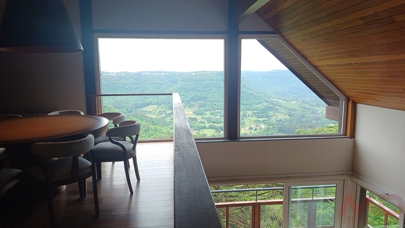 APARTAMENTO NO CENTRO DE GRAMADO RS 5 DORMITÓRIOS: 18ª foto da galeria de imagens do imóvel