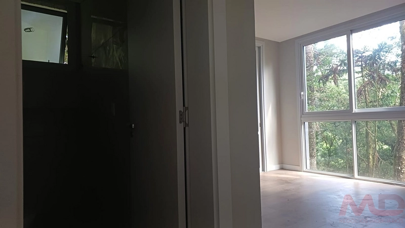 CASA EM CONDOMINIO EM CANELA RS: 5ª foto da galeria de imagens do imóvel