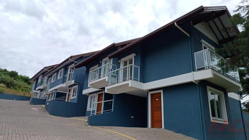 Casa gemenida a venda em Canela: 1ª foto da galeria de imagens do imóvel
