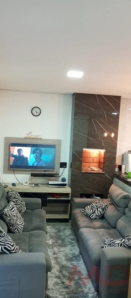 casa a  venda em gramado rs 3 dormitórios : 2ª foto da galeria de imagens do imóvel