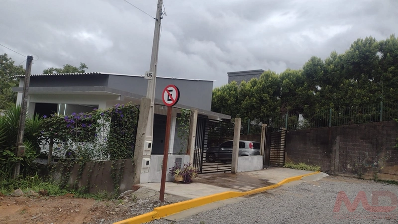 casa a  venda em gramado rs 3 dormitórios : 1ª foto da galeria de imagens do imóvel