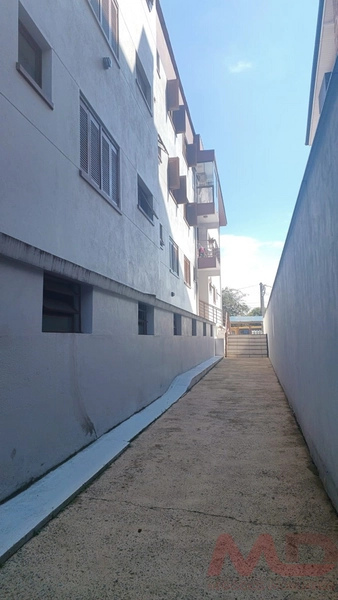 APARTAMENTO 2 QUATOS NO CENTRO DE CANELA RS: 2ª foto da galeria de imagens do imóvel