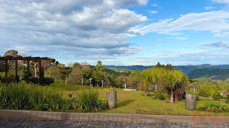 CHACARA  4.500M² COM VISTA PANORÂMICA 3 DORMITÓRIOS PROXIMO A GRAMADO: 25ª foto da galeria de imagens do imóvel