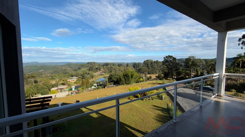CHACARA  4.500M² COM VISTA PANORÂMICA 3 DORMITÓRIOS PROXIMO A GRAMADO: 4ª foto da galeria de imagens do imóvel
