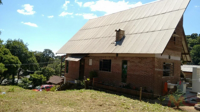Casa a venda em Canela.: 2ª foto da galeria de imagens do imóvel