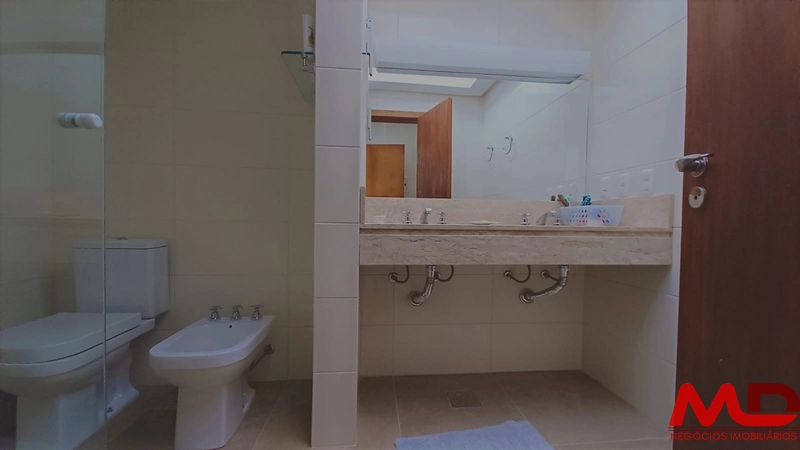 Casa a venda em Gramado RS: 31ª foto da galeria de imagens do imóvel