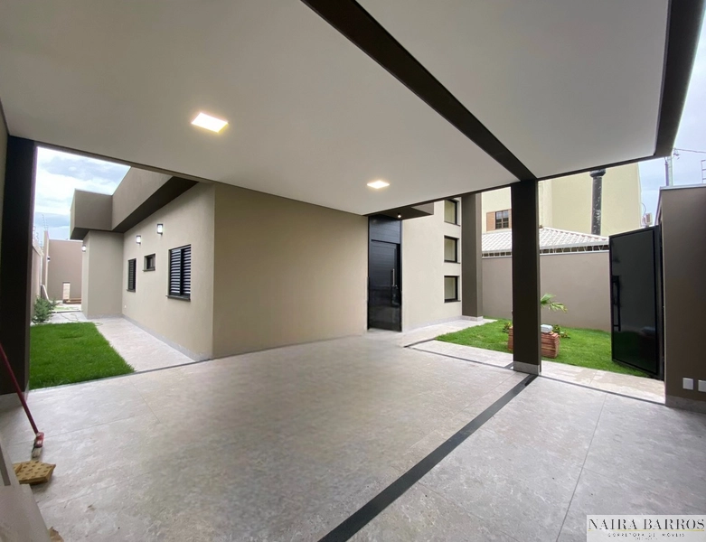 Casa com 3 dormitórios no jardim Panama.: 2ª foto da galeria de imagens do imóvel