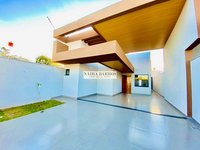 Casa com 3 dormitórios e piscina no Rita Vieria: 1ª foto da galeria de imagens do imóvel