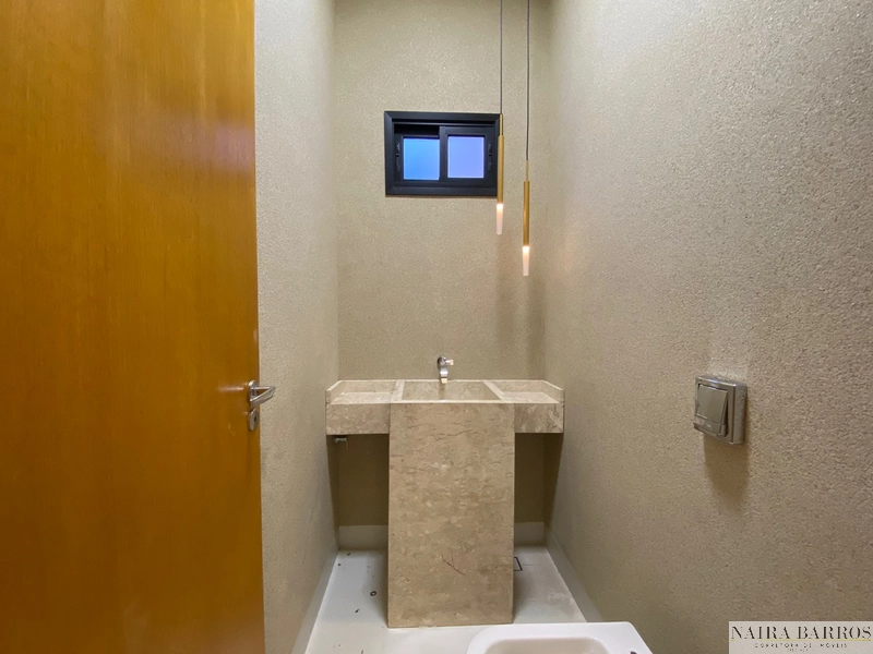 Casa com 3 suítes e piscina no Monte Castelo: 6ª foto da galeria de imagens do imóvel