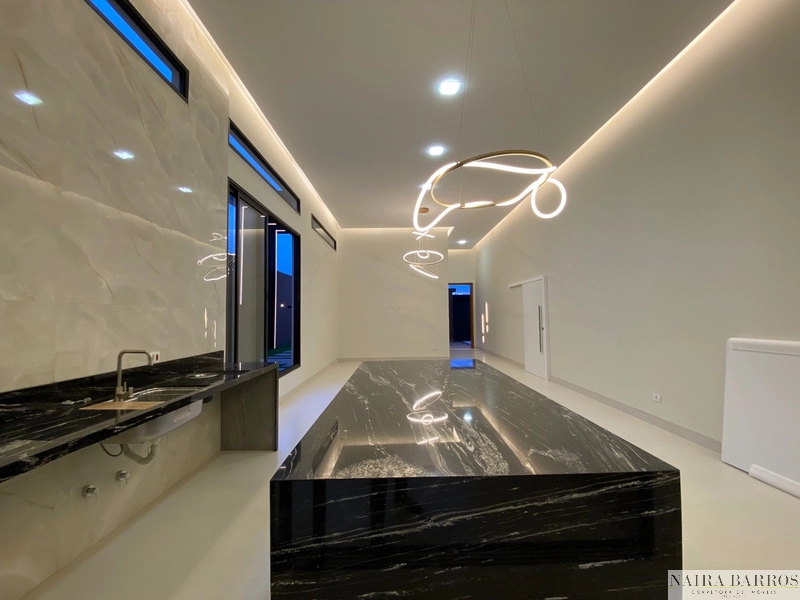 Casa com 3 suítes e piscina no Monte Castelo: 21ª foto da galeria de imagens do imóvel