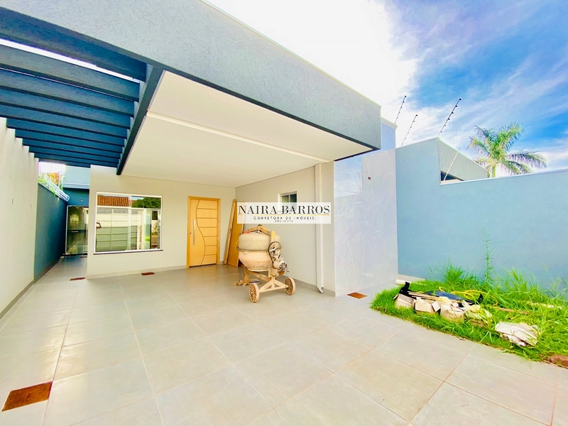 Casa com 3 suítes e piscina no Rita Vieira: 1ª foto da galeria de imagens do imóvel