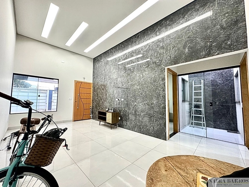 Casa com 3 suítes no Rita Vieira: 2ª foto da galeria de imagens do imóvel