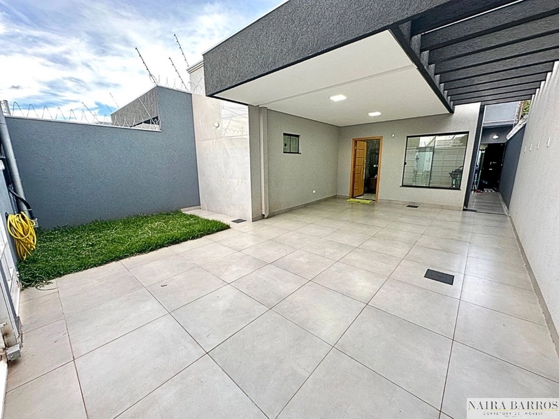 Casa com 3 suítes no Rita Vieira: 1ª foto da galeria de imagens do imóvel