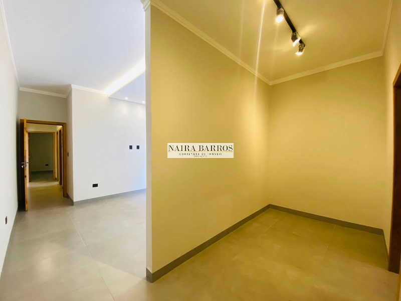 Casa com 3 dormitórios e piscina no Rita Vieira: 10ª foto da galeria de imagens do imóvel