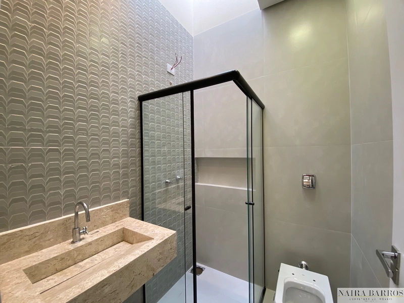 Casa com 3 suítes e piscina no Rita Vieira: 10ª foto da galeria de imagens do imóvel