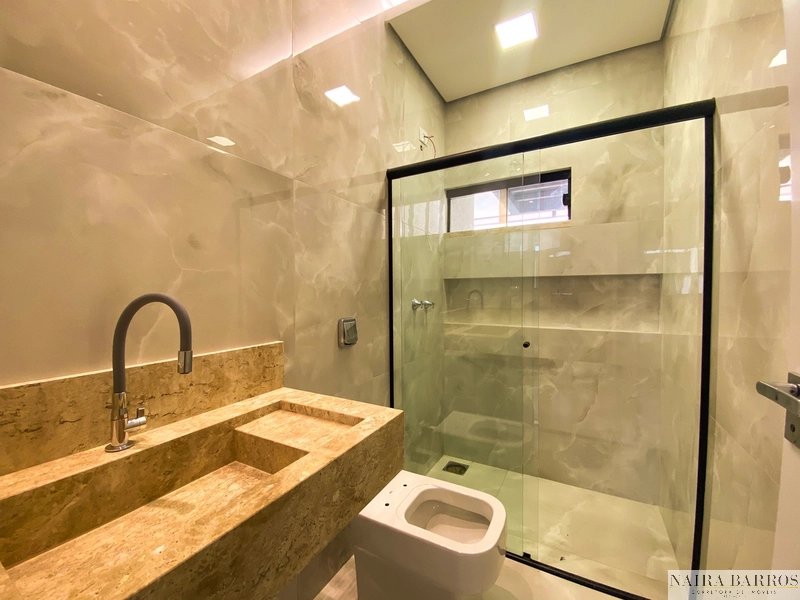 Casa com 3 suítes e piscina no Rita Vieira: 8ª foto da galeria de imagens do imóvel
