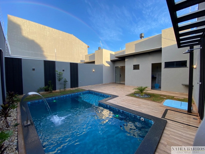 Casa com 3 suítes e piscina no Rita Vieira: 18ª foto da galeria de imagens do imóvel