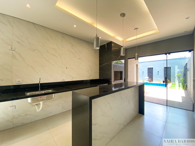 Casa com 3 suítes e piscina no Rita Vieira: 15ª foto da galeria de imagens do imóvel