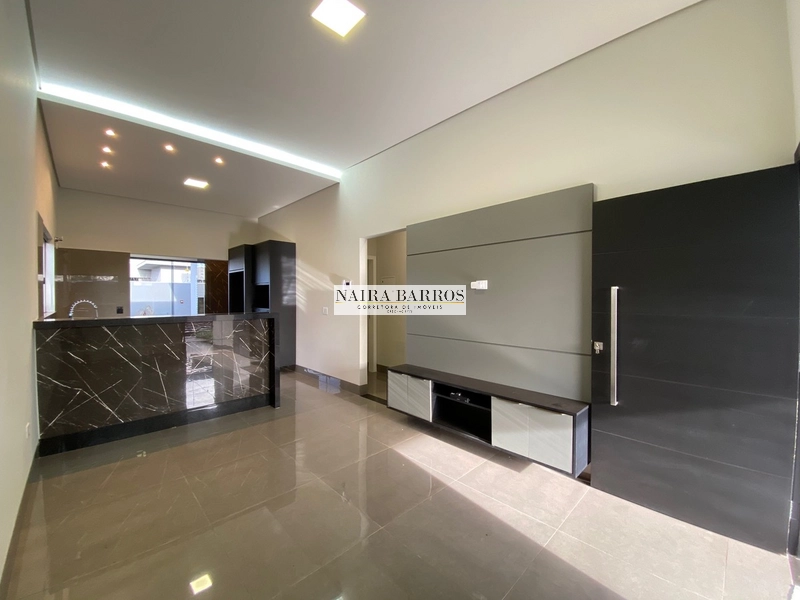 Casa com 3 quartos - completa de planejados próximo a UCDB: 3ª foto da galeria de imagens do imóvel