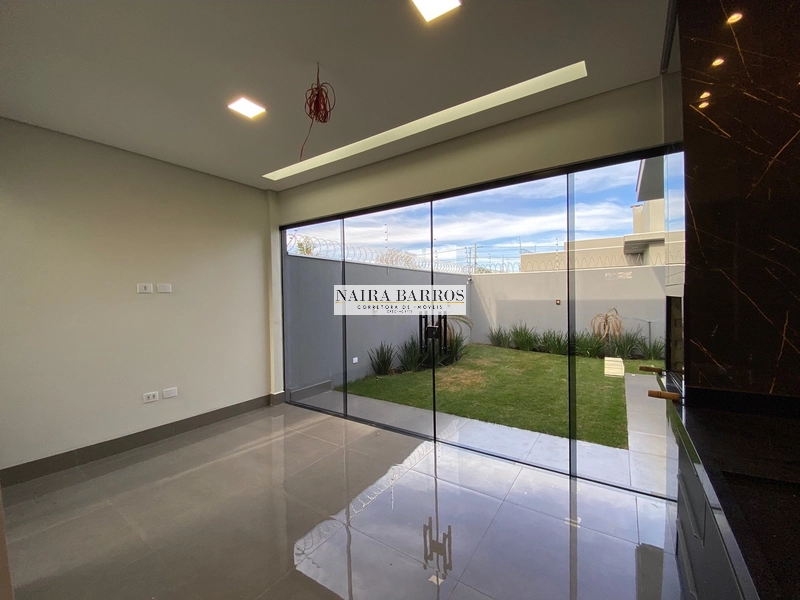 Casa com 3 quartos - completa de planejados próximo a UCDB: 15ª foto da galeria de imagens do imóvel