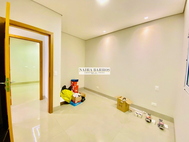 Casa com 3 dormitórios e terraço no Jd. Seminário: 8ª foto da galeria de imagens do imóvel