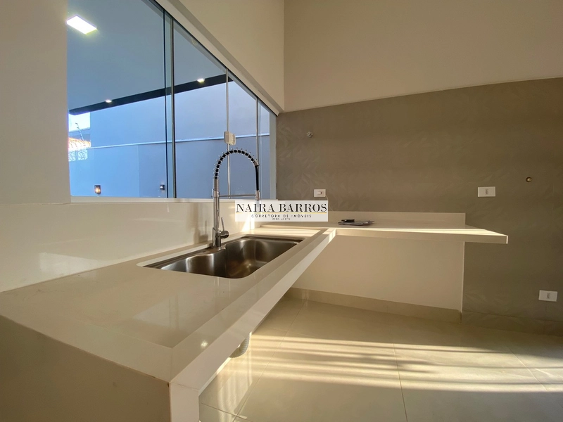 Casa com 3 quartos e piscina no Jardim Panamá: 14ª foto da galeria de imagens do imóvel