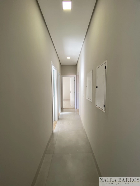 Casa com 3 dormitórios e piscina - Jd Seminário: 5ª foto da galeria de imagens do imóvel