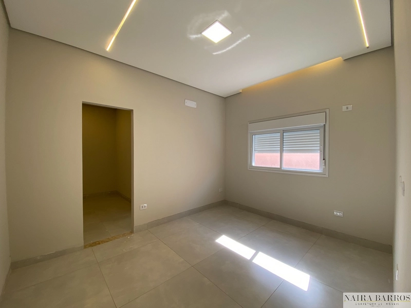 Casa com 3 dormitórios e piscina - Jd Seminário: 9ª foto da galeria de imagens do imóvel