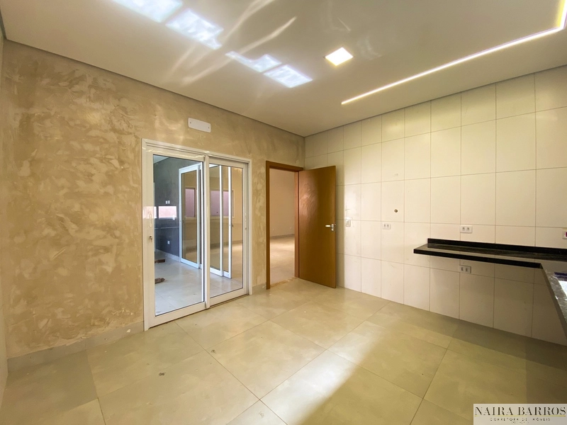 Casa com 3 dormitórios e piscina - Jd Seminário: 14ª foto da galeria de imagens do imóvel