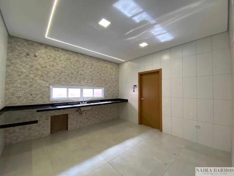 Casa com 3 dormitórios e piscina - Jd Seminário: 13ª foto da galeria de imagens do imóvel