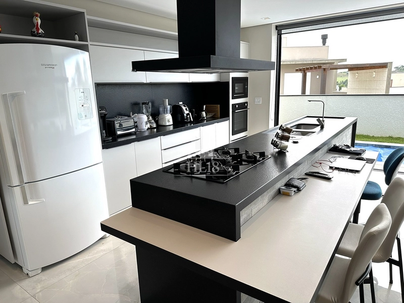 ALTO PADRÃO PRONTA PARA MORAR, MODERNA COMPLETA E PORTEIRA FECHADA: 10ª foto da galeria de imagens do imóvel