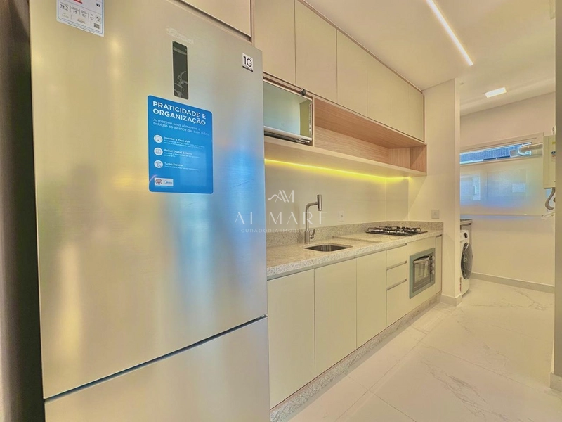 Apartamento três dormitórios sendo uma suíte com vaga de garagem a uma quadra do mar : 13ª foto da galeria de imagens do imóvel