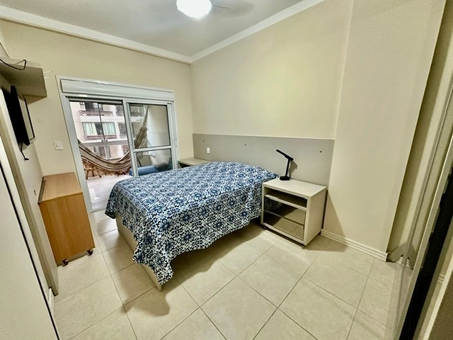 apartamento vista mar com dois dormitórios duas vagas de garagem e depósito : 23ª foto da galeria de imagens do imóvel