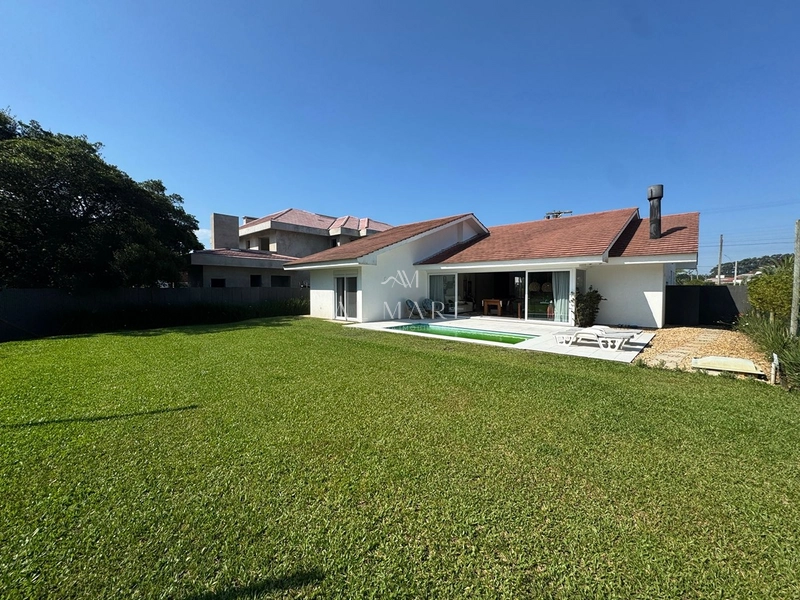 Casa terrea em condominio com campo de golfe: 6ª foto da galeria de imagens do imóvel