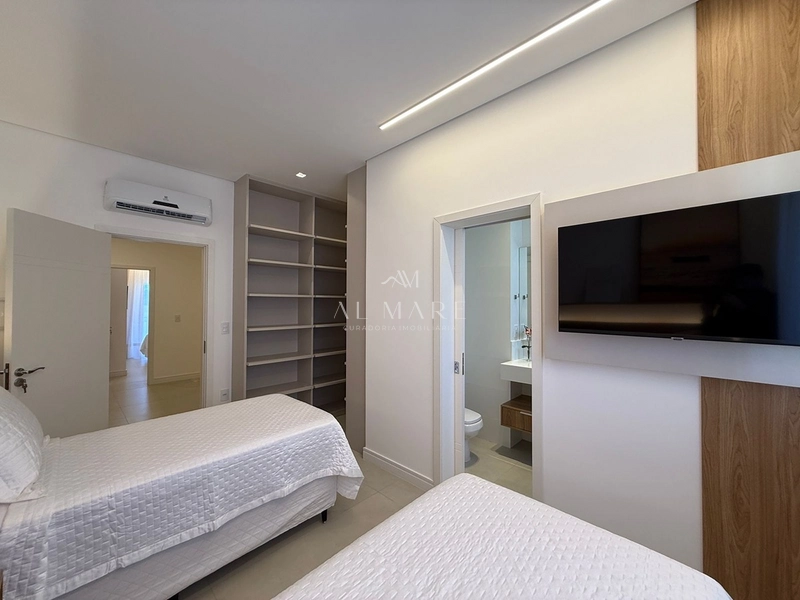 Casa em condominio com infraestrutura de resort: 3ª foto da galeria de imagens do imóvel