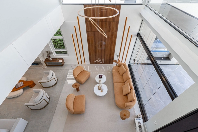 Mansão no condominio beira lago: 3ª foto da galeria de imagens do imóvel