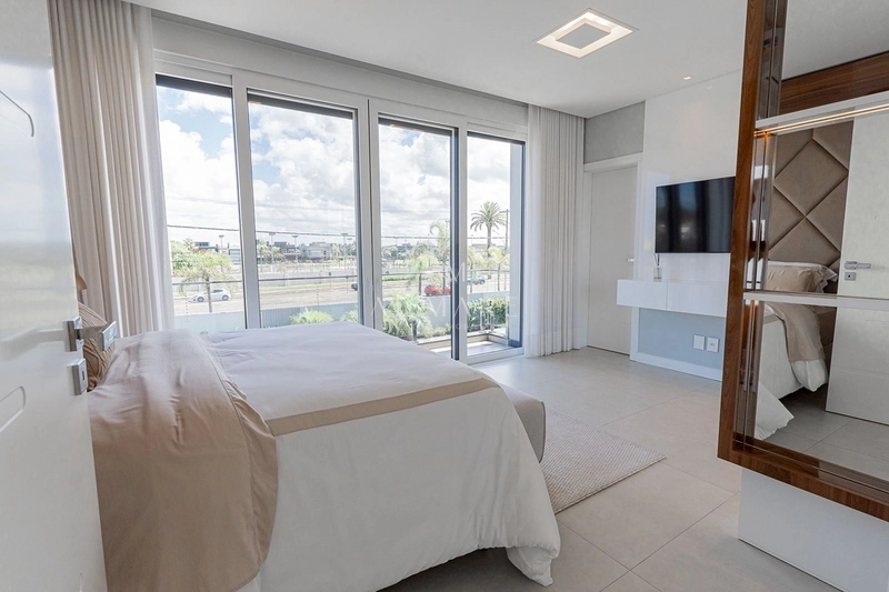 Mansão no condominio beira lago: 14ª foto da galeria de imagens do imóvel