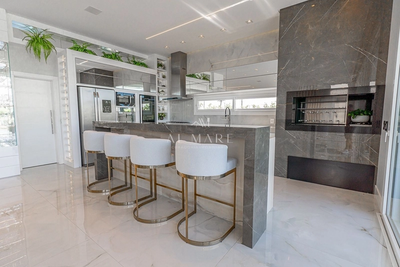 Mansão no condominio beira lago: 2ª foto da galeria de imagens do imóvel